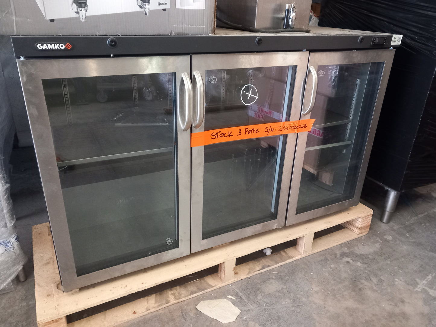 MEUBLE BAS REFRIGERE 3 PORTES VITRE POSITIF - DI-0015280