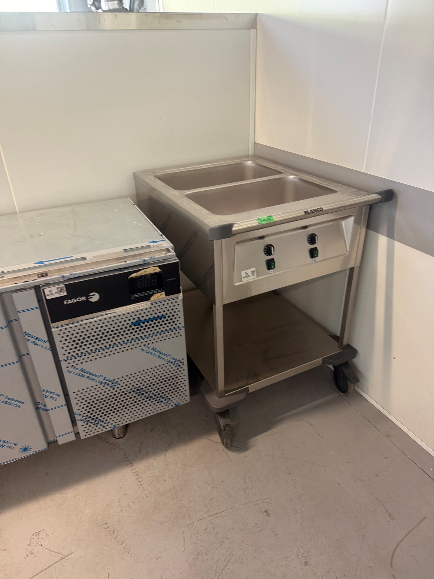 CHARIOT BAIN MARIE 2 CUVES GN 1/1 - ALT0009288