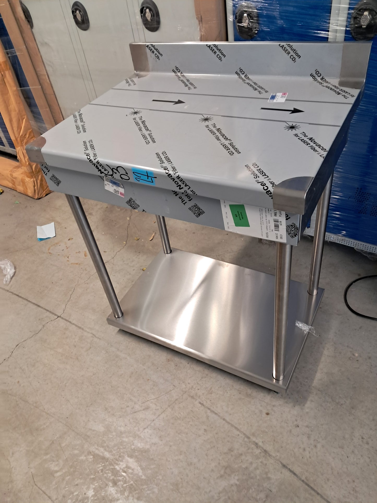 TABLE STANDARD ADOSSEE AVEC ETAGERE 800X600 - PF-0054351