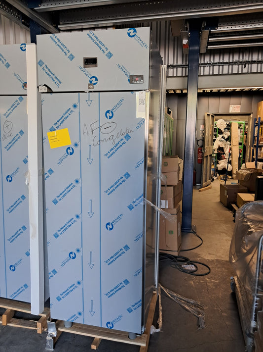 ARMOIRE NEGATIVE 1 PORTE - PF-0060407