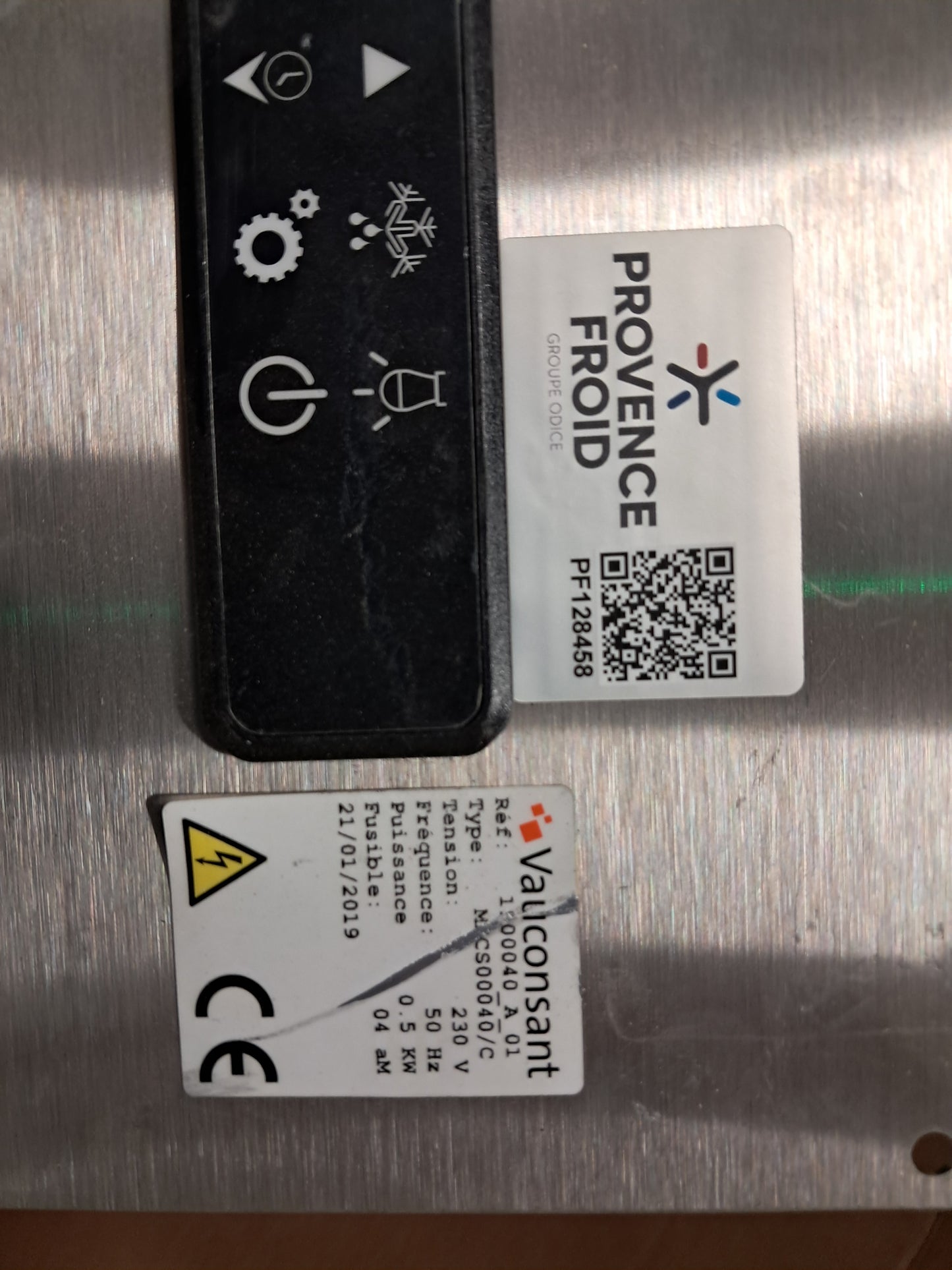 CUVE REFRIGEREE A ENCASTRER AVEC GROUPE TROPICALISE - PF-0061819