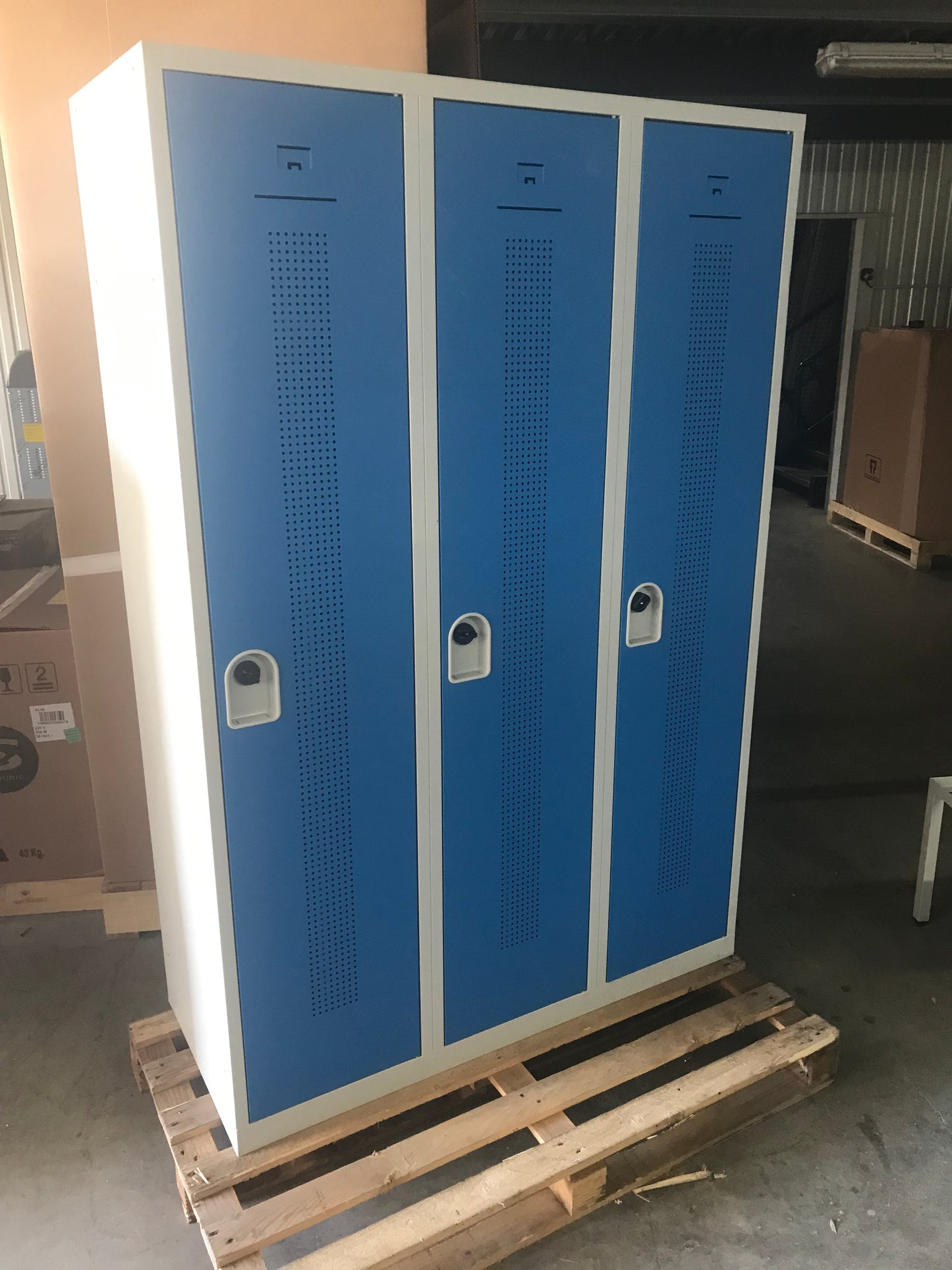 Vestiaire 3 cases - SA-0020138