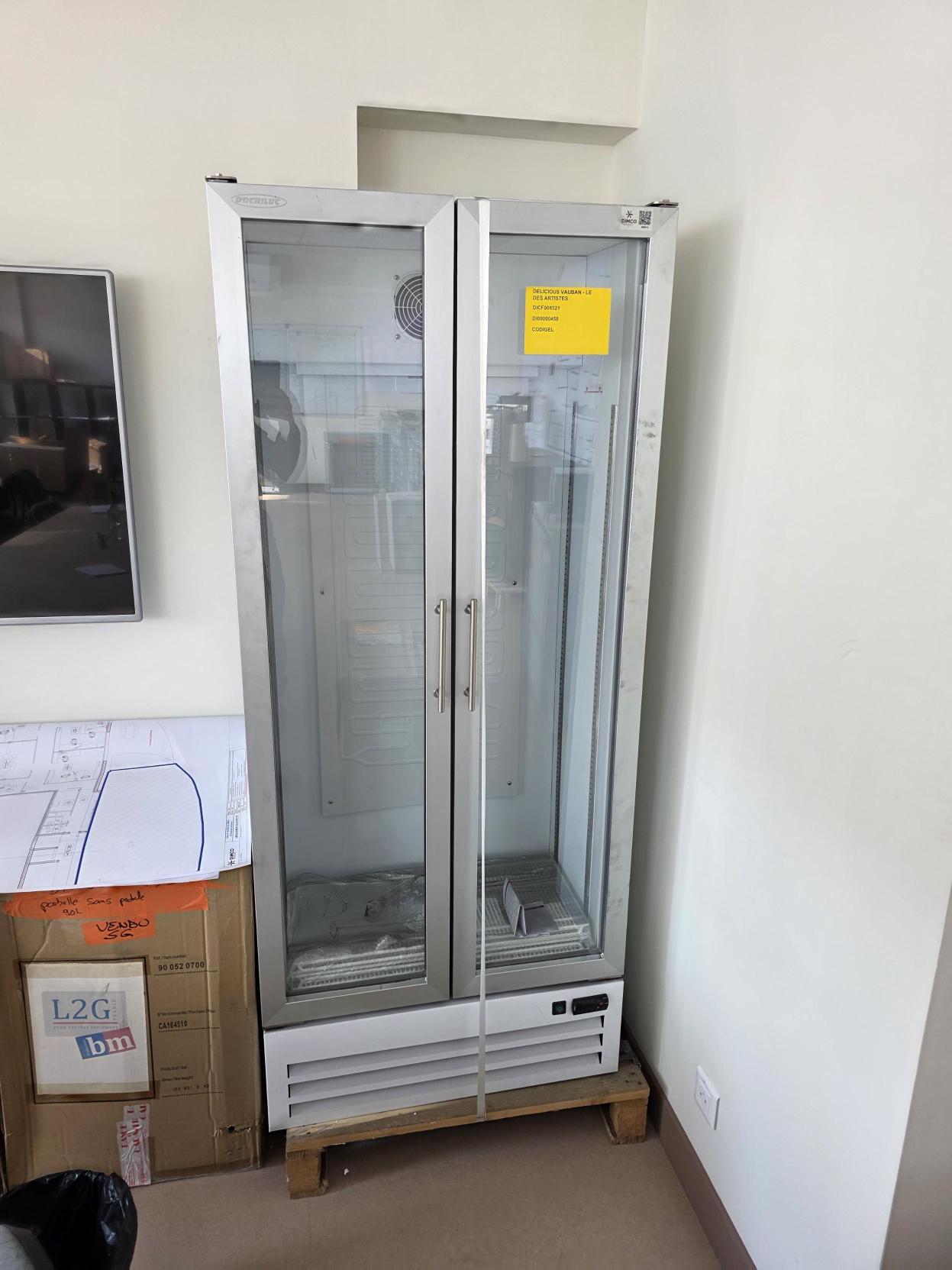 DECVAR-23 - Armoire d'exposition positive 2 portes - DI-0010636