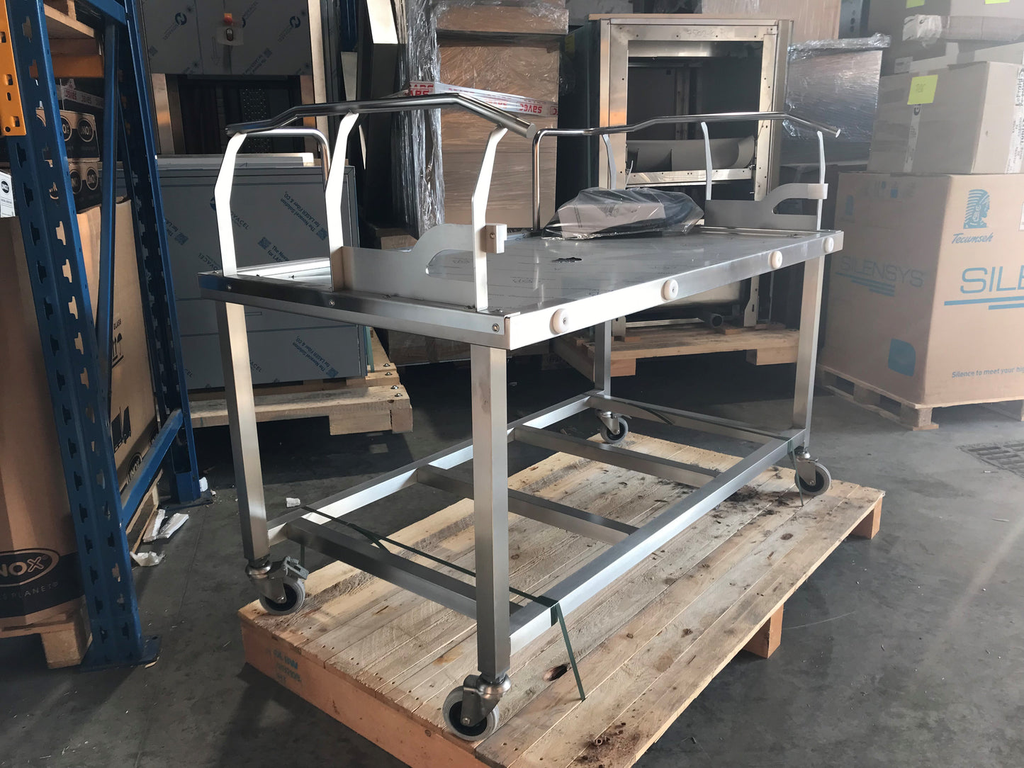 CHARIOT PORTE PANIERS - SA-0015120