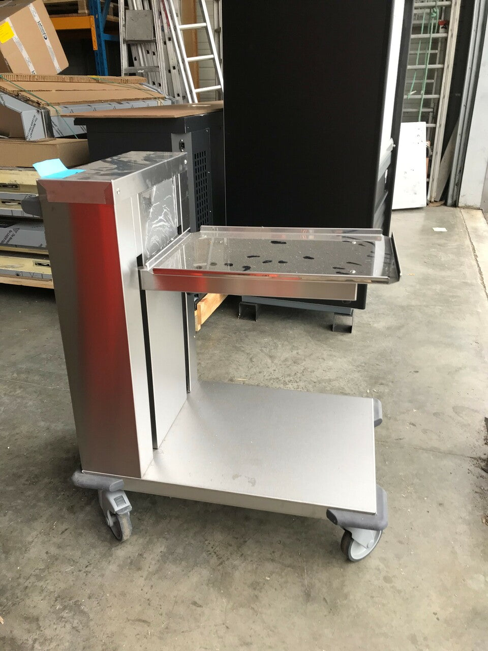 CHARIOT A VERRES A NIVEAU CONSTANT - SA-0015386